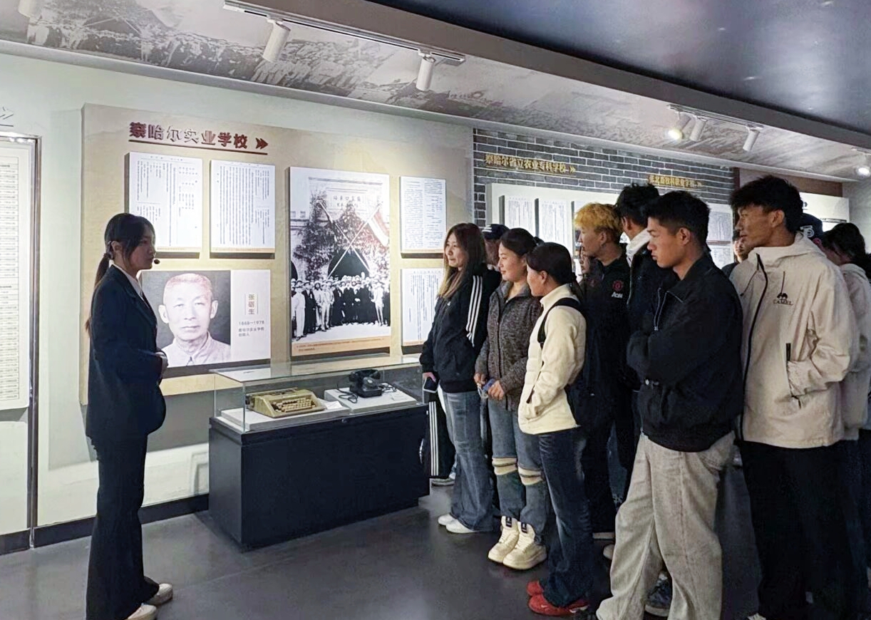 68f6e276b1445.jpg 1.jpg